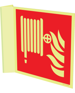 Fotoluminescerend haaks bord met pictogram van een brandslanghaspel volgens ISO 7010